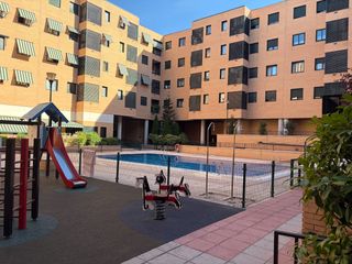 Appartement  Paseo de valdelasfuentes. Exclusiva vivienda de 3 dormitorios con garaje, trastero y pisci