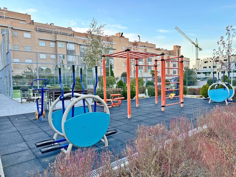 Foto 54b6b5c1-4821-445a-b04f-bdb6dd7064cd. Attique avec chauffage parking piscine dans Hospital Valdemoro