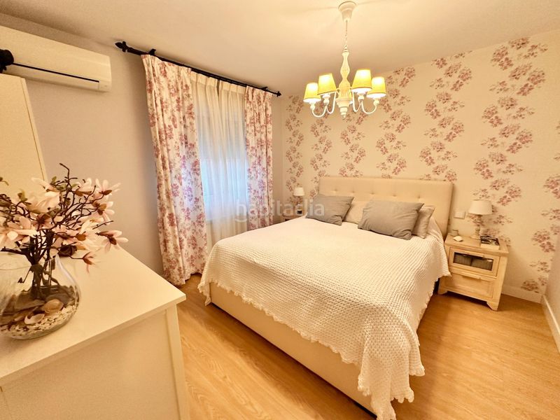 Foto 1e47ab89-ead0-4390-9c12-a1b85563ca2d. Casa adossada amb calefacció aparcament piscina a Valdemoro