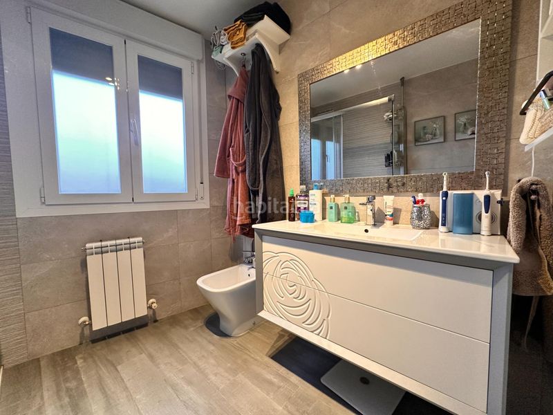 Foto 521f7b21-5cca-4deb-b524-03dcfdcd362d. Casa adossada amb calefacció aparcament piscina a Valdemoro