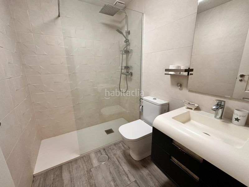 Foto 76b2da66-8c0b-4369-bd15-f92e4d2f6c45. Casa adossada amb calefacció aparcament piscina a Valdemoro