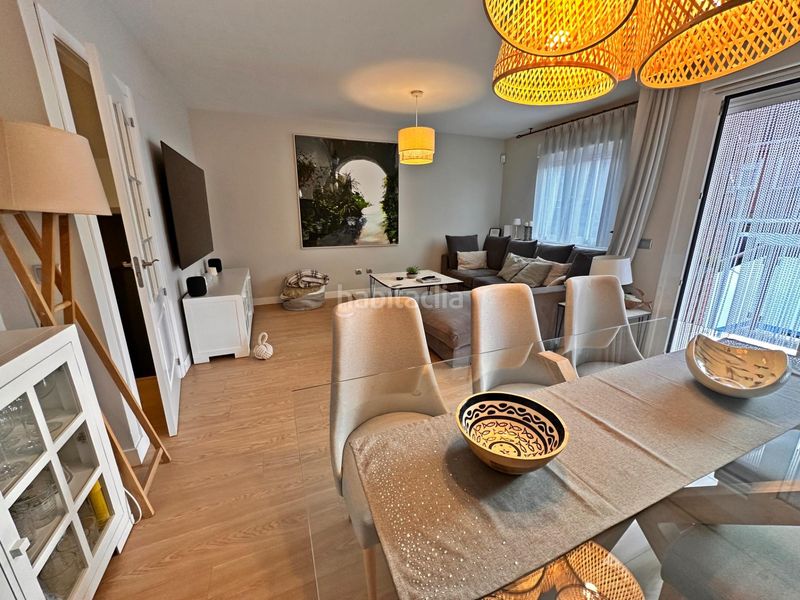 Foto 79ab60e2-d544-4de9-b576-bfa05f1c3e0d. Casa adossada amb calefacció aparcament piscina a Valdemoro