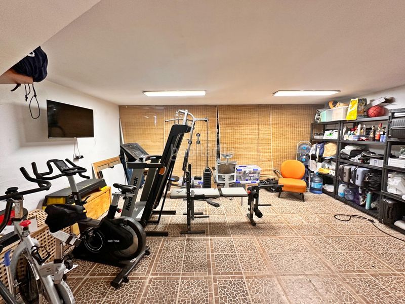 Foto b53665c1-2482-44c0-a1a4-dd3cbefcbb61. Casa adossada amb calefacció aparcament piscina a Valdemoro