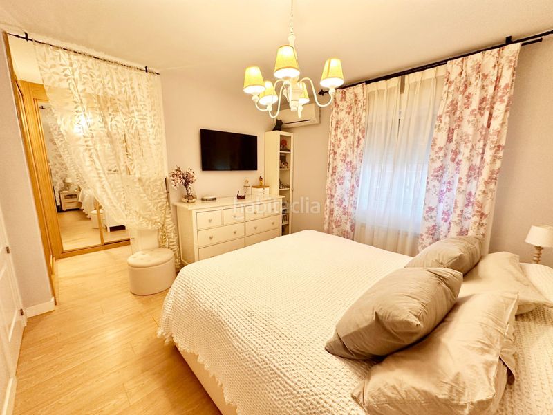 Foto be682f44-4bf2-412d-90f4-e32584eb9320. Casa adossada amb calefacció aparcament piscina a Valdemoro