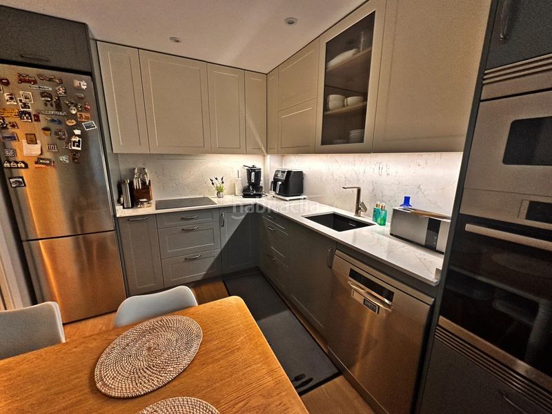 Foto cfd389b5-ede7-4288-bf0c-25bd558bc3ec. Casa adossada amb calefacció aparcament piscina a Valdemoro