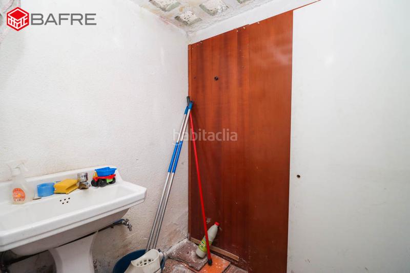 Foto cdf7f9e1-f1d0-40bd-8281-3953370fbcdf. Local comercial en Moscardó Madrid