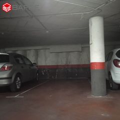 Parking voiture  Calle miguel servet