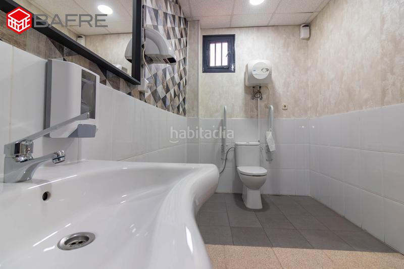 Foto baed6426-7ade-469e-93cc-82d6f3c745e4. Local comercial a Centro Valdemoro