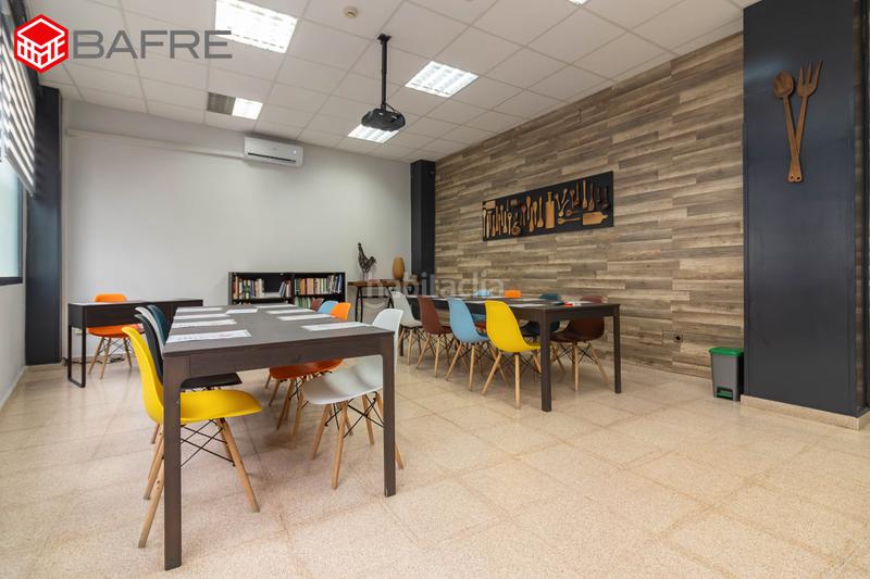 Foto da2032ca-1e06-45c2-8071-76fc61e3ae91. Local comercial a Centro Valdemoro