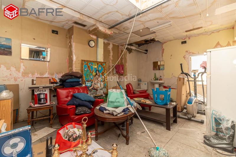 Foto c6467704-d2ae-48a5-9bd0-174928db5fa6. Édifice dans Almendrales Madrid