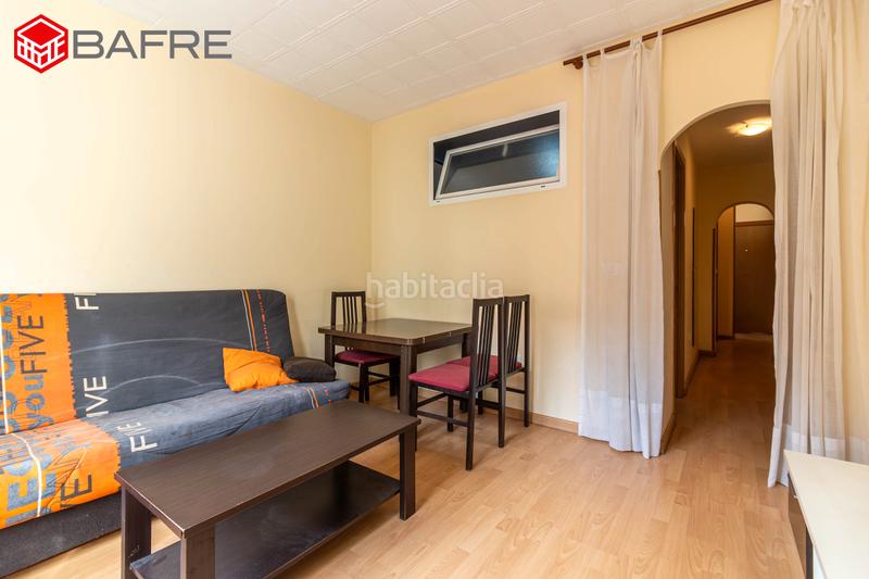 Foto cc6ac713-fa94-497b-9dd3-c9226ef7faf8. Edificio in Almendrales Madrid