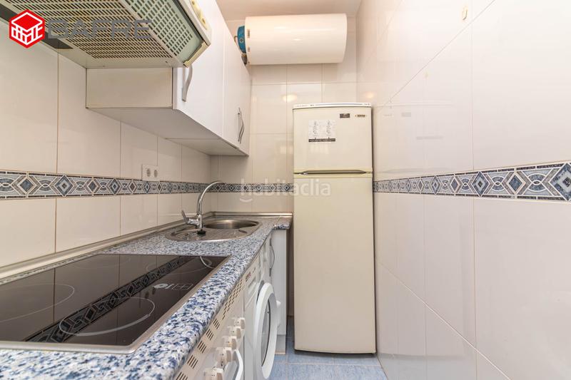 Foto 13cc3321-4cc0-4f35-827d-6a70b7c264c9. Edifici a Almendrales Madrid