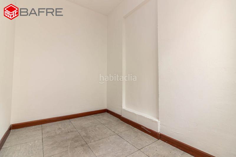 Foto 844c3101-eb1a-422b-af37-11222052a224. Edifici a Almendrales Madrid