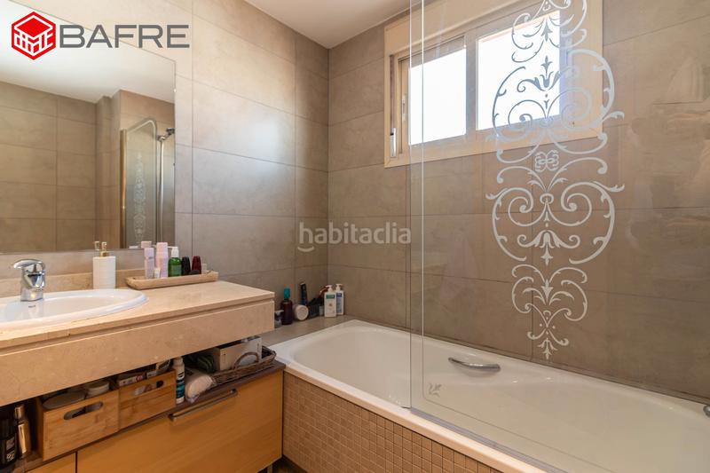 Foto 16298bc0-c144-489f-855f-9c459a125bc6. Casa amb calefacció a Soto de Henares Torrejón de Ardoz