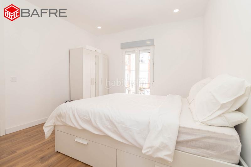 Foto a5321bd6-4c02-4a85-aa9d-328bb1e8b29f. Piso en Valdeacederas Madrid