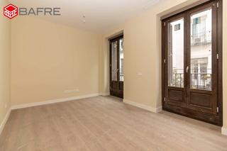 Etagenwohnung in Calle de Trujillos