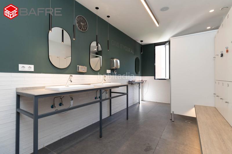 Foto b2c2158c-68df-42a5-bdd0-596c0649d482. Local commercial dans Peñagrande Madrid