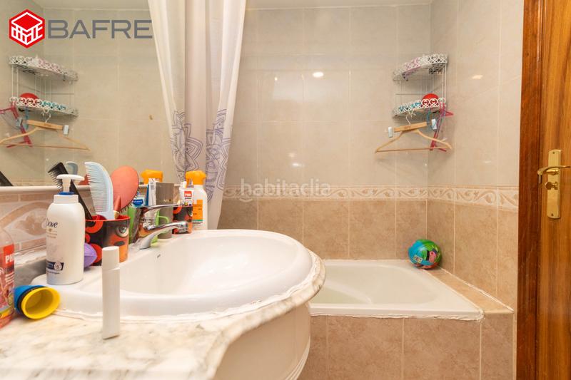 Foto 8c5abfdc-73a2-449d-8914-60d2628faa0d. Flat with heating parking pool in San Fermín Madrid