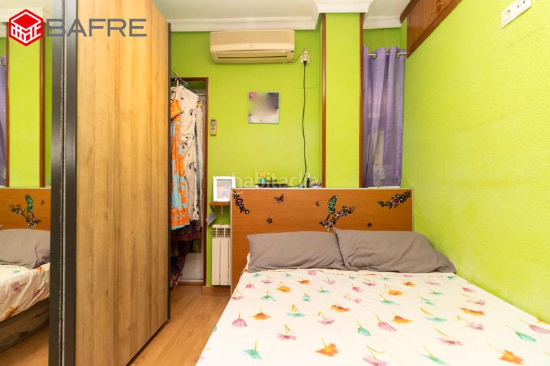 Foto ca86b6e7-2d40-444f-a7b1-6aa76d3492fb. Flat with heating in Almendrales Madrid