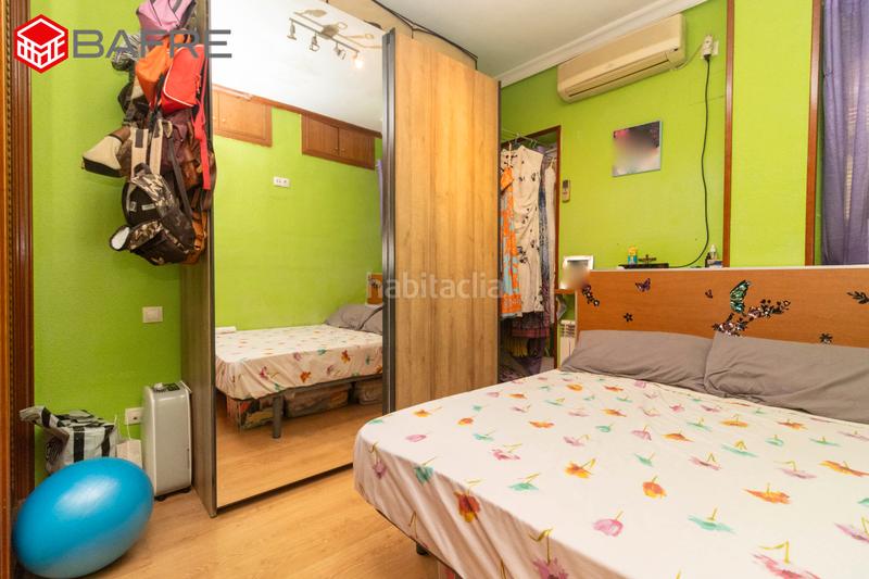 Foto c28eec09-0c92-46db-9454-4f96ca5b3a9e. Piso en Almendrales Madrid