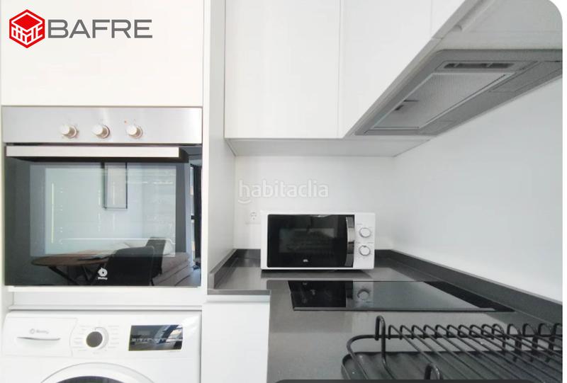 Foto bbf57f69-b9a9-4388-a6fb-2fc47ecbef0c. Location appartement dans Acacias Madrid