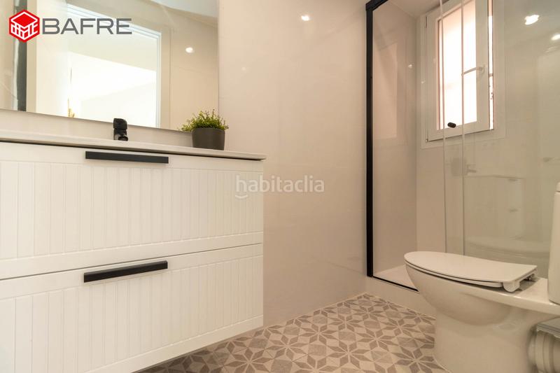 Foto 37bf5b23-b9c6-47b5-9e42-b3738e0c6871. Piso en Pacífico Madrid