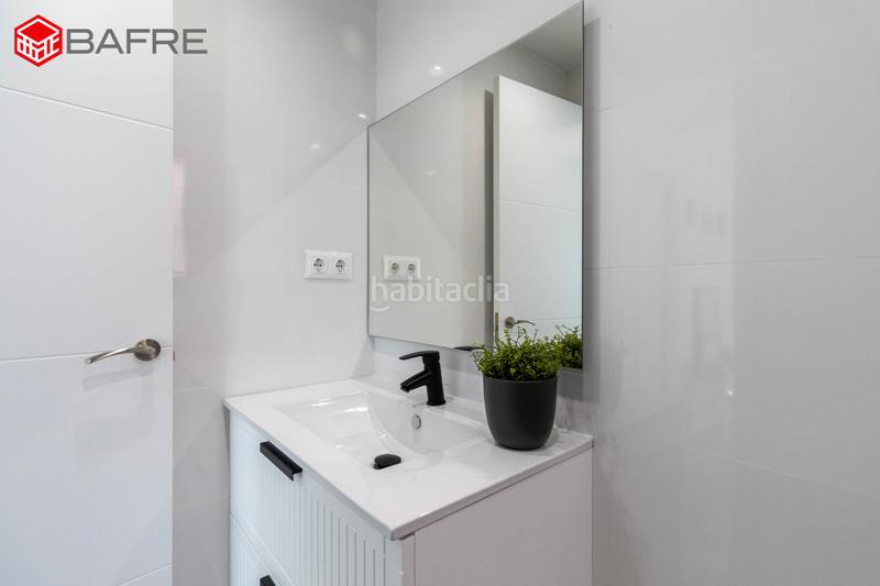 Foto fe83725e-da66-4497-8315-7eee4ac0bebb. Piso en Pacífico Madrid