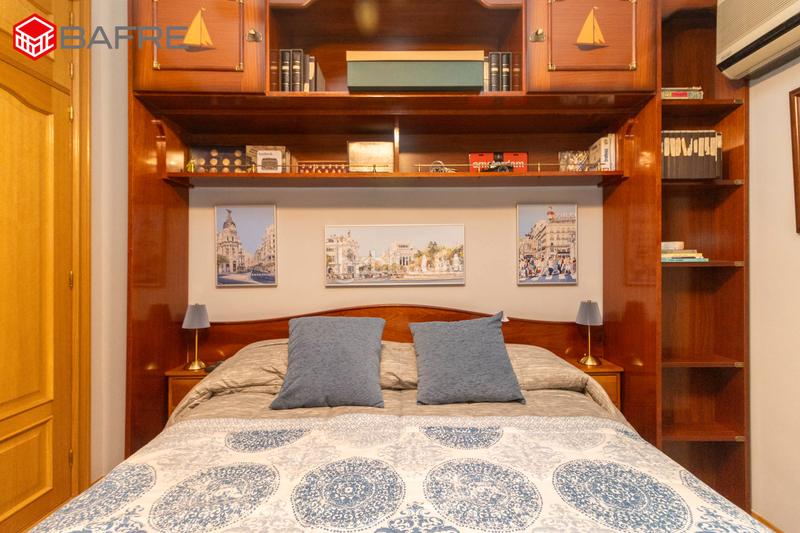Foto 3eaf9c48-dbe1-4660-887d-76173e6e8914. Piso en Adelfas Madrid