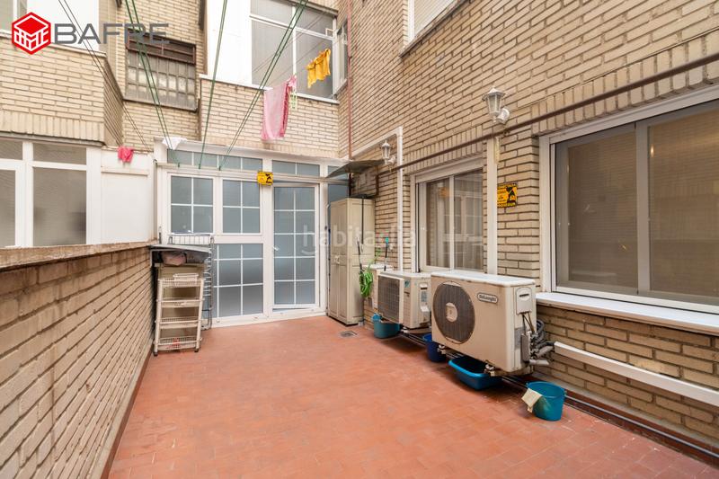 Foto 89bde243-66c1-47a0-871d-68508a2a33af. Piso en Adelfas Madrid