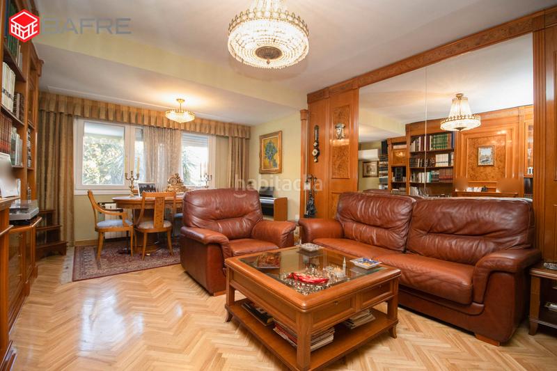 Foto d56842eb-c72e-45d6-96b2-399831978a40. Piso en Adelfas Madrid