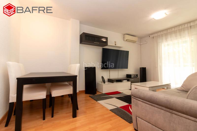 Foto fe6c4cb2-5985-4e23-8811-724ebbe1df2f. Piso en Orcasitas Madrid