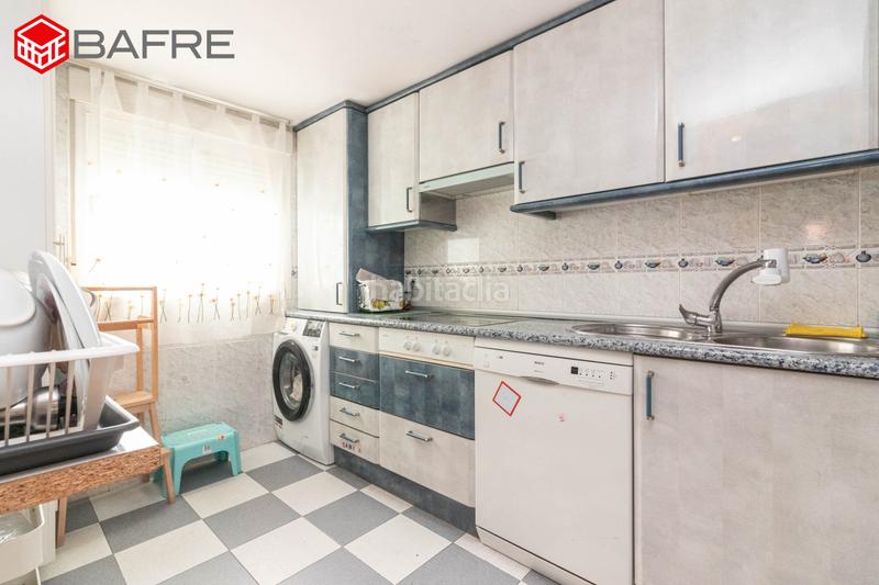 Foto 872ea3d6-05c2-42e0-b819-e02a358280a0. Casa amb calefacció a Los Cármenes Madrid