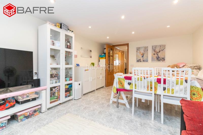 Foto c5481280-9a22-49dd-b762-b4d9f1feb280. Casa amb calefacció a Los Cármenes Madrid