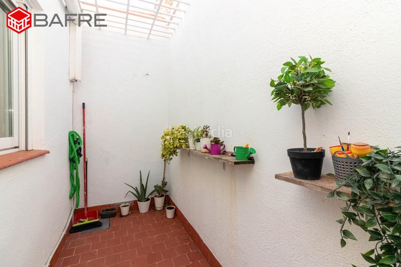 Foto f73742ae-f431-4bb3-a883-78e53691121a. Casa amb calefacció a Los Cármenes Madrid