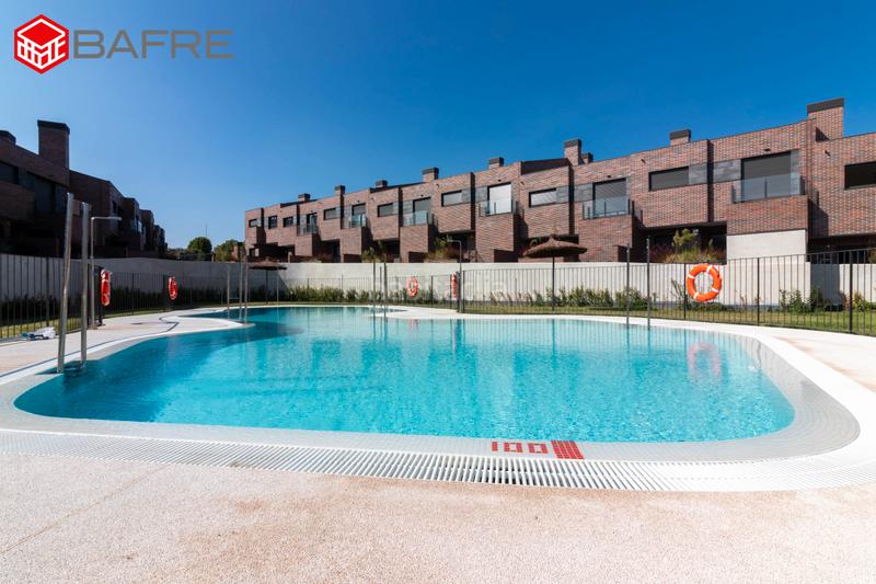 Foto 35aea31c-46b7-4307-bbae-cde58c7c91d4. Lloguer casa amb piscina a Valenoso Boadilla del Monte