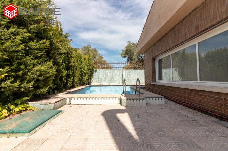 Foto ba9e6f87-a76c-4fbb-97cd-43f6d0e81197. Casa con riscaldamento piscina in Urbanizaciones Rivas - Vaciamadrid