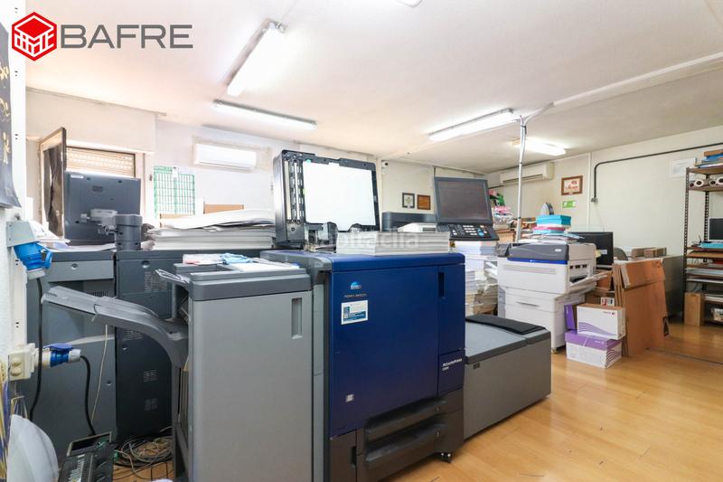 Foto 59181fbb-de19-48b1-a39f-620083e0c89a. Édifice dans Valdeacederas Madrid