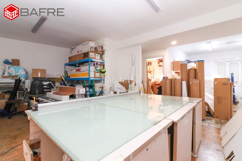 Foto 89d3b922-3a99-422f-a291-aad53b4d712d. Edificio in Valdeacederas Madrid