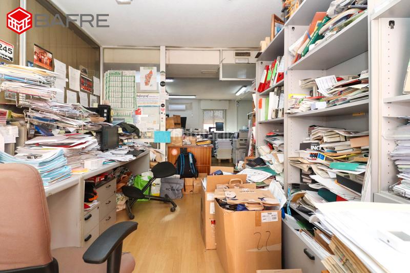 Foto e9863bb0-308c-4256-901d-2c2d38172428. Edificio in Valdeacederas Madrid