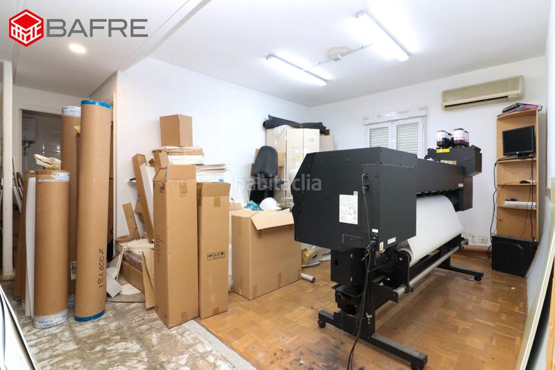 Foto aa0494bb-5b4f-45ef-8223-f9e5cb261e7a. Edifici a Valdeacederas Madrid