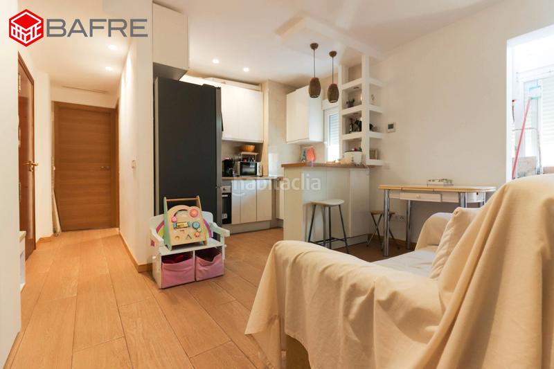 Foto 25f9762a-bc12-4375-86c3-e596cad77eb7. Etagenwohnung mit heizung in Abrantes Madrid