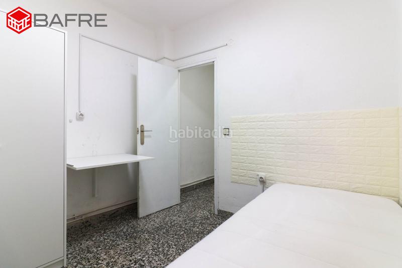 Foto f2874f6d-f38b-491f-b0cc-475f0a0eb5cd. Flat with heating in Lucero Madrid