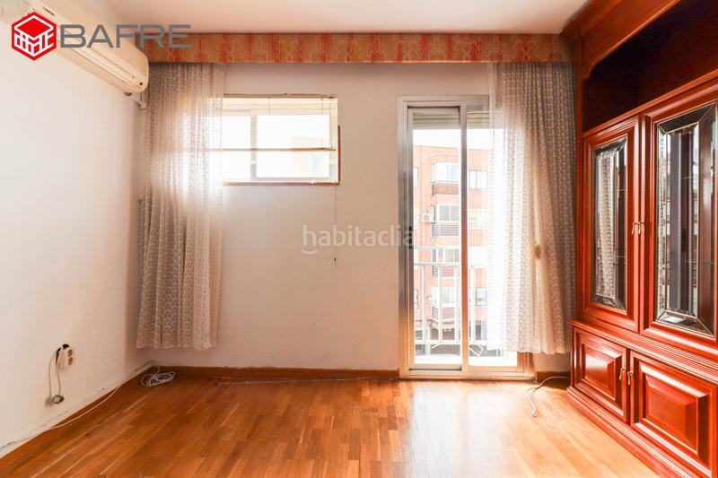 Foto dd0785bb-d752-4380-93a8-1a60a15c8df8. Piso en San Diego Madrid