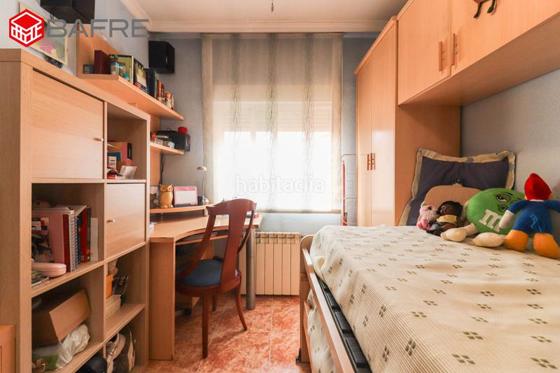 Foto 44917334-a4c9-4640-8d29-ca5fe39bdbb6. Piso en Almendrales Madrid