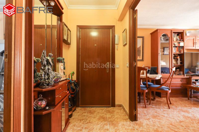 Foto a2688b24-29cb-4a5d-b62e-c106724bffe7. Piso en Almendrales Madrid