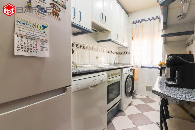 Foto e445f5a8-3da8-4ec2-8e12-183913fb882f. Piso en Almendrales Madrid