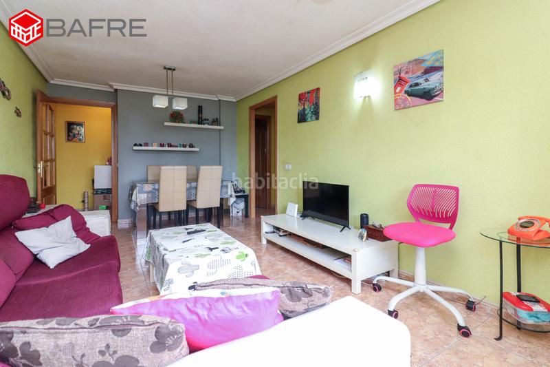 Foto f0cd1d3c-7e2d-46dd-91ea-2f2ae21aacf7. Piso en Lucero Madrid