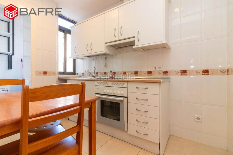 Foto 426e0862-bcff-4bc3-a366-b729dd93c5b0. Flat with heating in Valdezarza Madrid