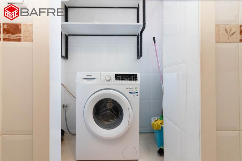 Foto dcde3a35-ccc7-43fc-b5f2-8d981338e967. Flat with heating in Valdezarza Madrid