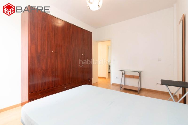 Foto f8606fbe-c101-4c72-9738-9e5e8adebef1. Flat with heating in Valdezarza Madrid